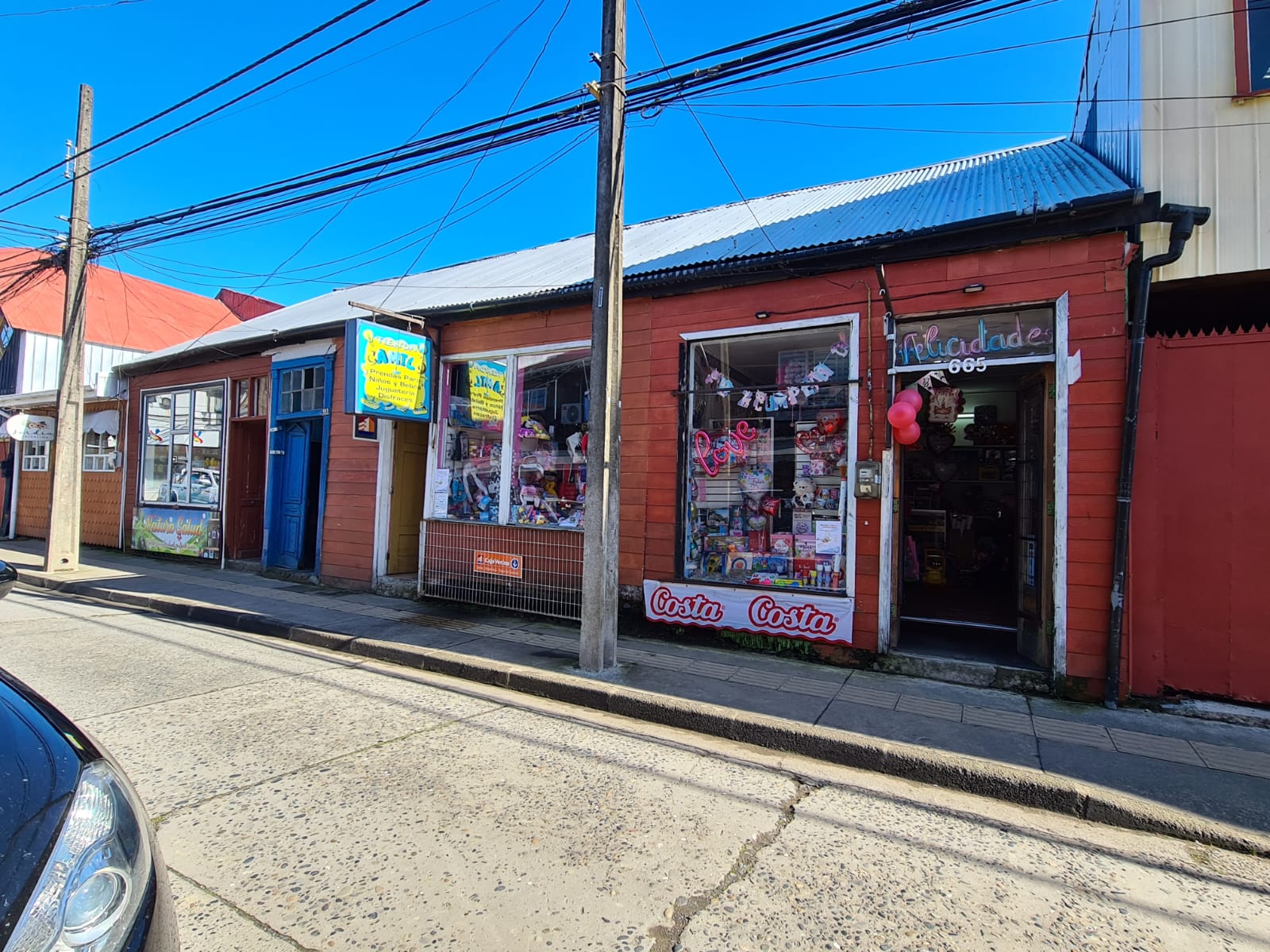 Se vende propiedad comercial en pleno centro de Ancud